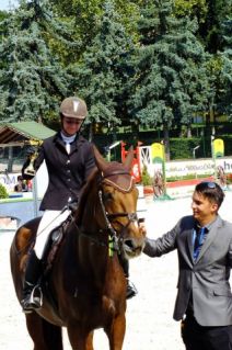 Elad� 21 �ves kisb�ri f�lv�r kanca 