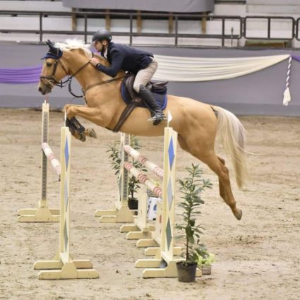 13 �ves magyar sportl� m�n 