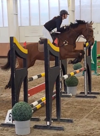 Elad� 12 �ves kisb�ri f�lv�r kanca 