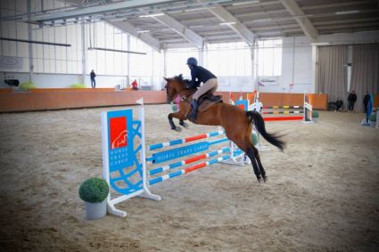 Elad� 12 �ves kisb�ri f�lv�r kanca 